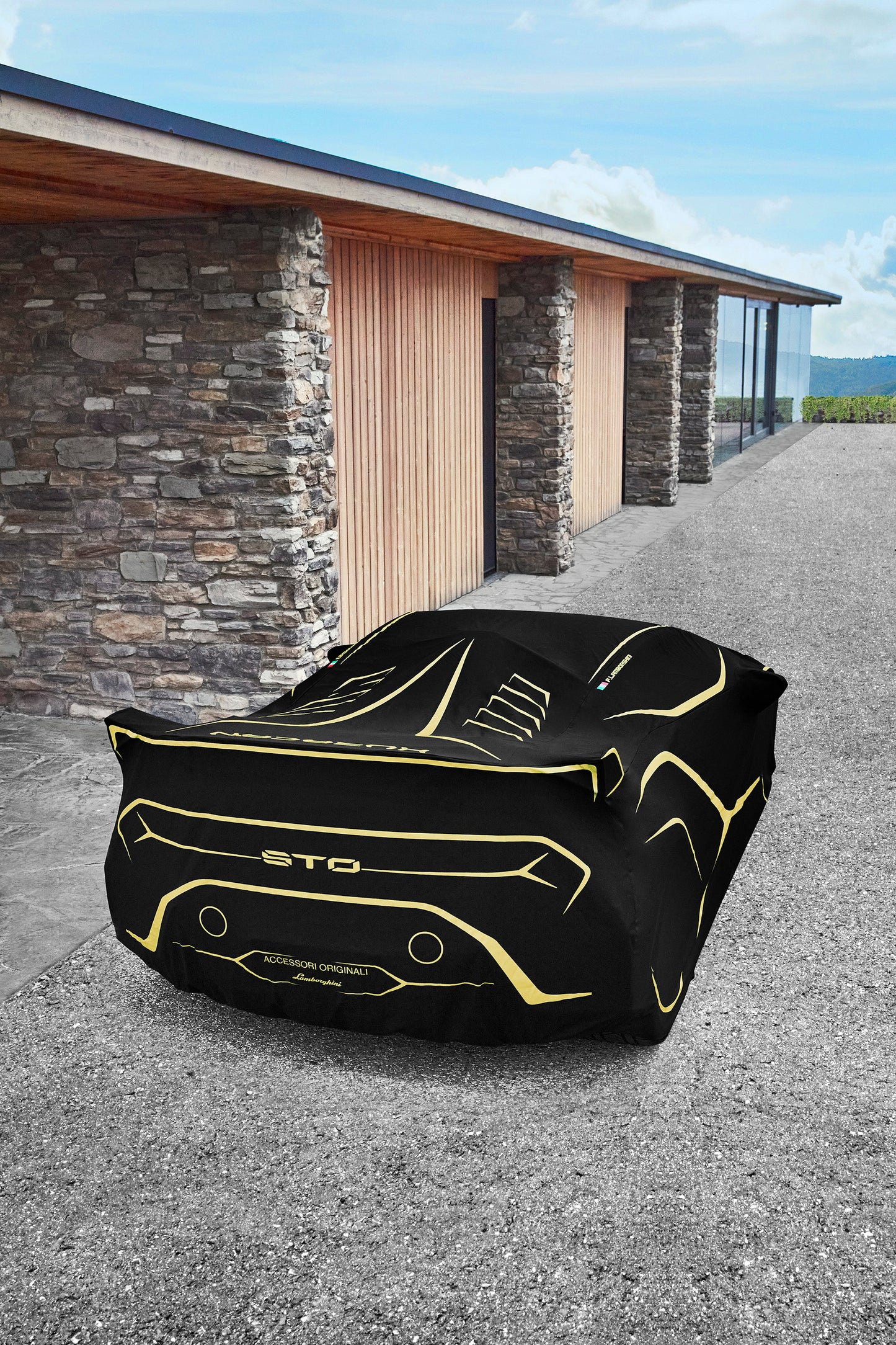 Lamborghini Huracan STO Outdoor Car Cover
