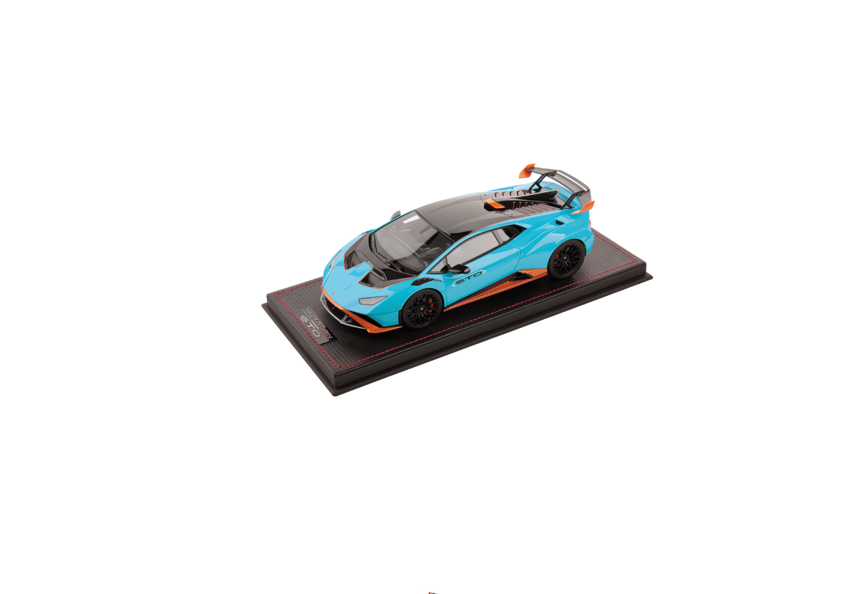 LAMBORGHINI HURACÁN STO MODEL CAR ON A SCALE OF 1:18 BY MR COLLECTION